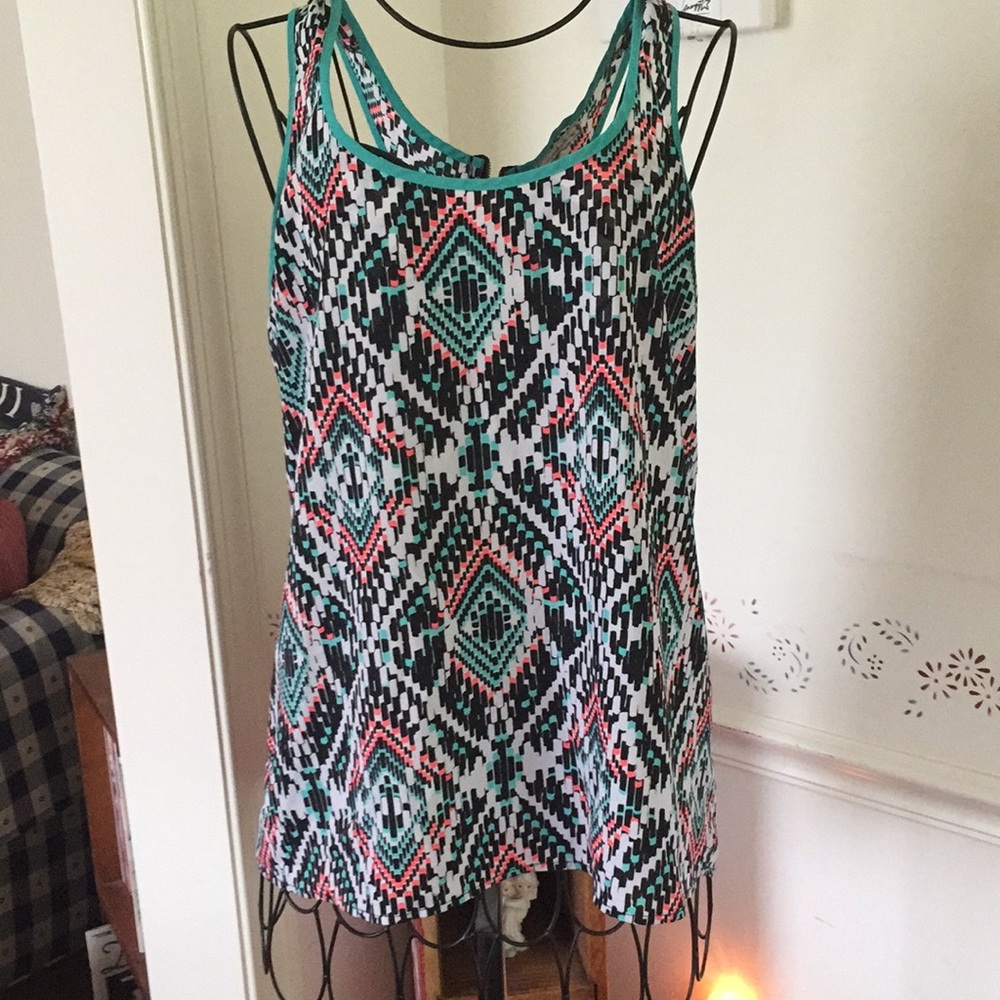 Funky design tank-top